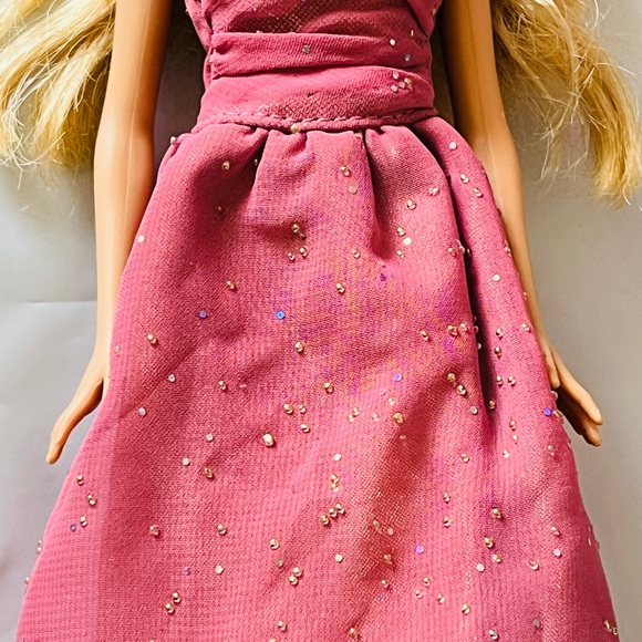 Fashion fever barbie doll 2007 - Picture 13 of 13